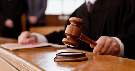 В Азербайджане ряд судей освобождены от занимаемых должностей