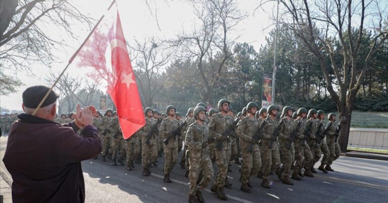 В Анкаре состоялся забег военнослужащих в память об Ататюрке