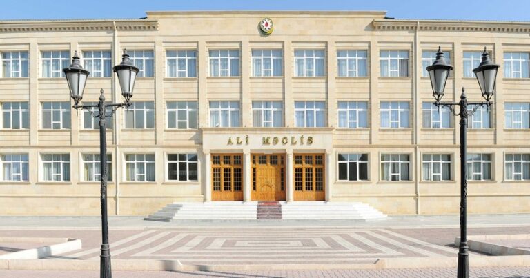 Верховный меджлис Нахчывана решительно осудил теракт в посольстве Азербайджана в Иране
