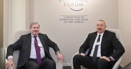 Ильхам Алиев встретился в Давосе с комиссаром ЕС по бюджету и администрации