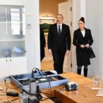 Ильхам Алиев и Мехрибан Алиева ознакомились с условиями, созданными в Детско-юношеском центре развития после капремонта