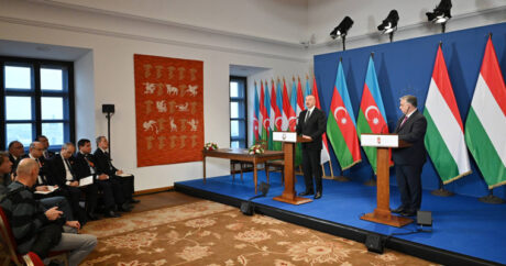 Президент Ильхам Алиев и премьер-министр Венгрии Виктор Орбан выступили с заявлениями для прессы
