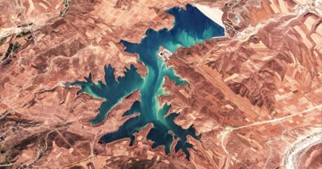 Азербайджан мониторит водные ресурсы Карабаха из космоса