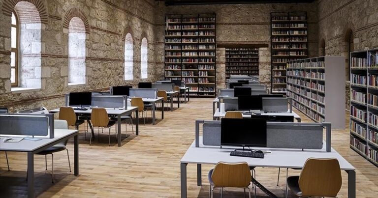 Библиотека «Рами» в Стамбуле доступна для читателей всех возрастов