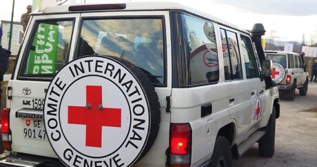 По Лачинской дороге беспрепятственно проехали автомобили Красного Креста