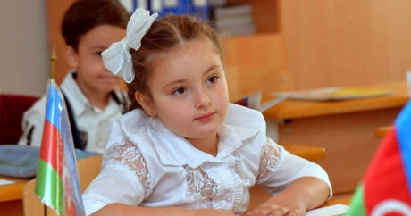 В Азербайджане начался процесс перевода учащихся