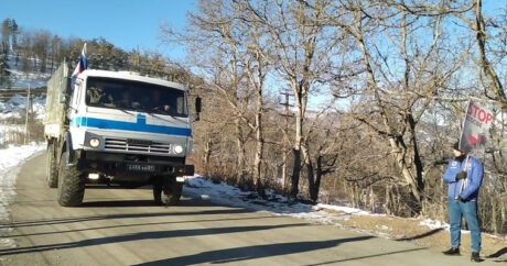 По Лачинской дороге беспрепятственно проехал грузовой автомобиль РМК