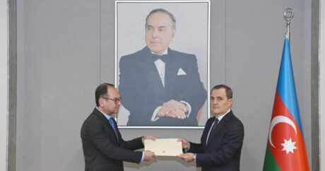 Посол Болгарии вручил копию верительных грамот Джейхуну Байрамову