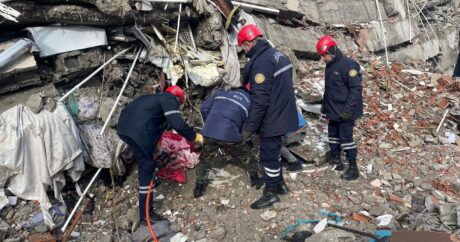 В Азербайджан доставлены 10 детей, пострадавших при землетрясении в Турции