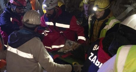 В турецком Адыямане спустя 117 часов спасли из-под завалов мать и дочь