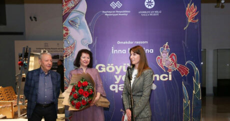 В Баку состоялось открытие юбилейной выставки Инны Костиной