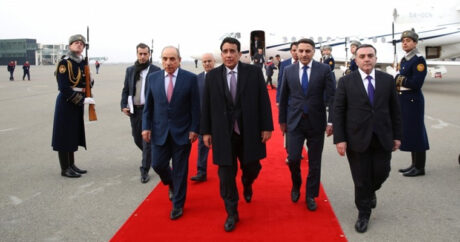 Председатель Президентского Совета Ливии прибыл с визитом в Азербайджан