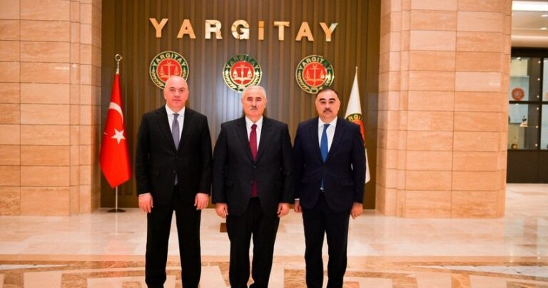 Высокопоставленным должностным лицам Турции вручены юбилейные медали Азербайджана