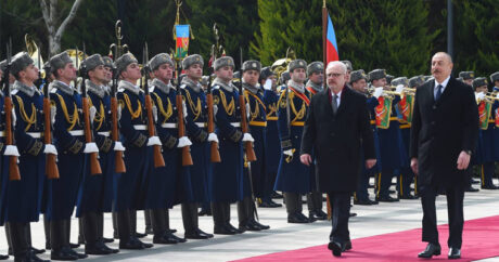 В Баку состоялась церемония официальной встречи Президента Латвии