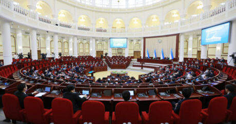 Референдум по новой Конституции Узбекистана назначен на 30 апреля