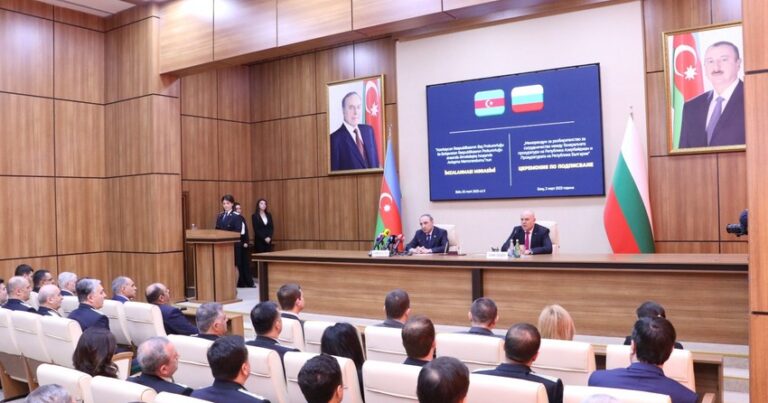 Генпрокурор Болгарии находится с визитом в Азербайджане