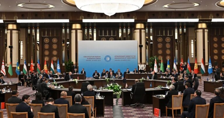 В Анкаре подписана Декларация внеочередного саммита глав государств ОТГ