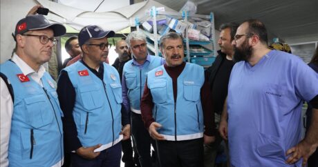 Гендиректор ВОЗ посетил зону землетрясения в Турции