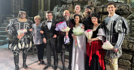В Казани состоялся показ оперы «Риголетто» с участием азербайджанского дирижера