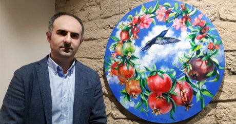 В Баку проходит персональная выставка Эмиля Азиза