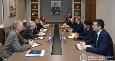 Джейхун Байрамов встретился с делегацией «Центра Каспийской политики» США