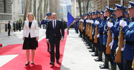 В Сараево состоялась церемония официальной встречи Ильхама Алиева