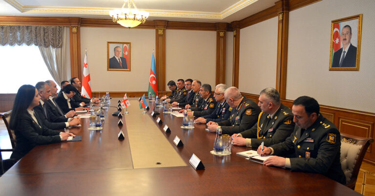 Между Азербайджаном и Грузией подписано Соглашение о сотрудничестве в области обороны