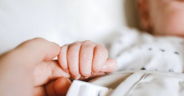 Обнародовано число новорожденных за январь-февраль 2023 года