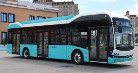 В Баку доставлен первый электробус