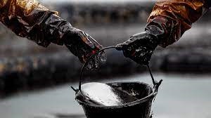 Цена нефти Brent превысила $85 за баррель впервые с 7 марта