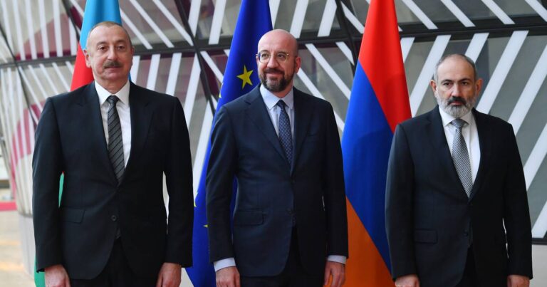 В Брюсселе состоялась встреча Ильхама Алиева с президентом Совета Европейского Союза и премьер-министром Армении
