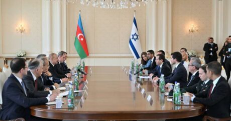 Состоялась встреча президентов Азербайджана и Израиля в расширенном составе