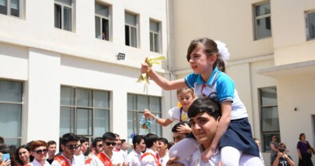 «Последний звонок» в школах Азербайджана пройдет 14 июня
