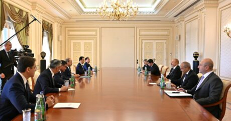 Президент Ильхам Алиев принял премьер-министра Узбекистана