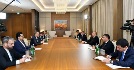 Президент Ильхам Алиев принял министра иностранных дел Ирана