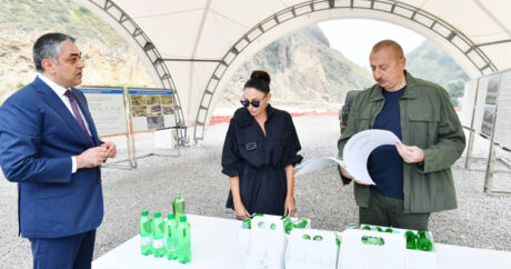 Ильхам Алиев и Мехрибан Алиева ознакомились со строительством завода по розливу минеральной воды «Истису»