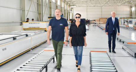 Ильхам Алиев и Мехрибан Алиева приняли участие в открытии мебельной фабрики в Лачинской промышленной зоне