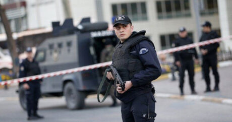 Два человека погибли в результате стрельбы в Стамбуле