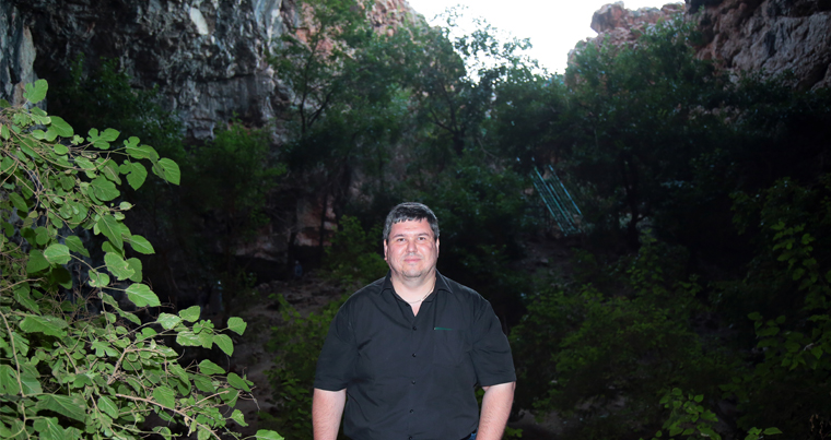 Пещера Акмечеть — одна из самых популярных достопримечательностей Туркестанской области