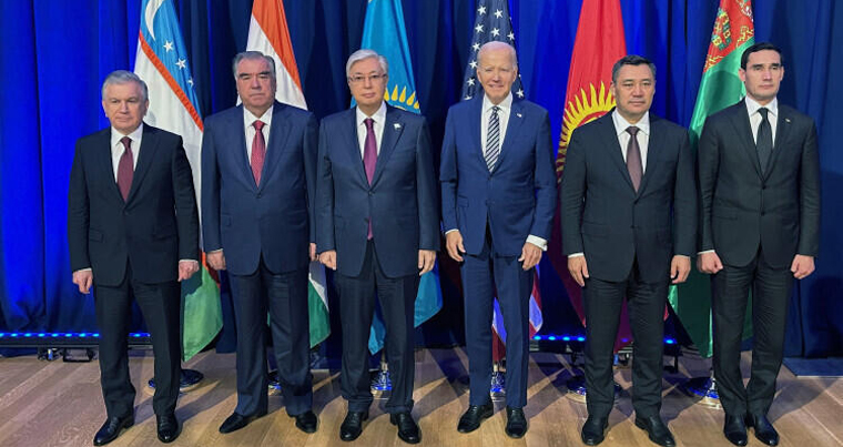 В Нью-Йорке состоялся первый Саммит глав государств стран Центральной Азии и США
