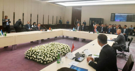 В Баку проходит встреча министров ОТГ