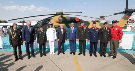 Завершился рабочий визит министра обороны Азербайджана в Турцию