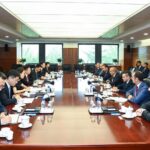 Азербайджан и Китай обсудили расширение сотрудничества в области инвестиций и торговли