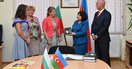 Сахиба Гафарова ознакомилась с Центром азербайджанского языка и культуры в Болгарии