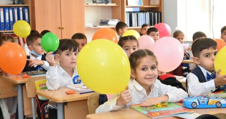 Названо число учеников бакинских школ в новом учебном году