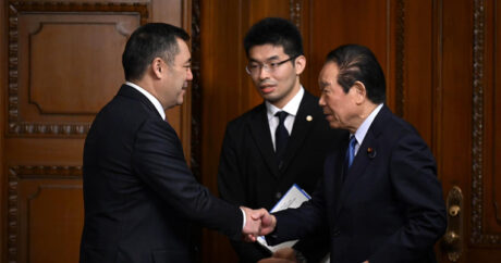 Садыр Жапаров провел переговоры со Спикером Палаты представителей Парламента Японии