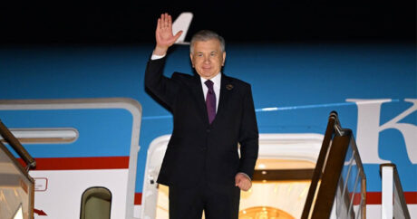 Рабочий визит президента Узбекистана в Азербайджан завершился