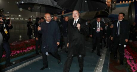 Президент Ильхам Алиев прибыл с визитом в Узбекистан