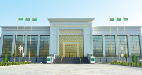 Национальный Лидер туркменского народа предлагает создать торговый центр на границе с Казахстаном