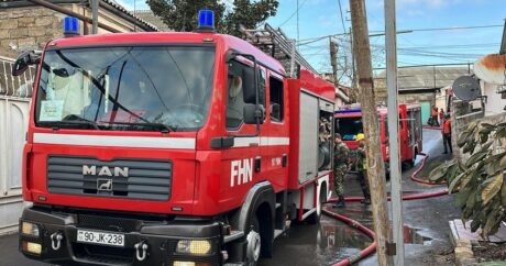 В поселке НЗС Хатаинского района Баку возник пожар в жилом доме